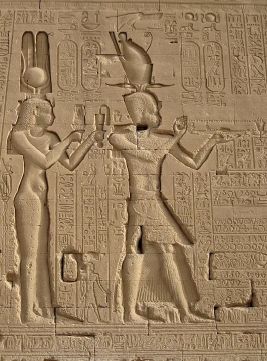 Gaia MAZZOLO. Cleopatra VII d’Egitto. Capo di Stato o concubina di re ?